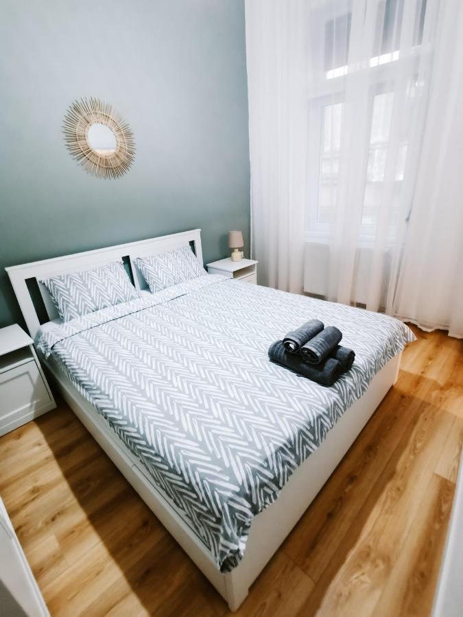 Fly Residence Arad Zewnętrze zdjęcie